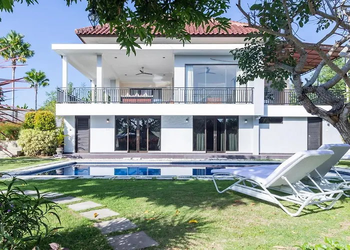 White Rabbit Private Villa